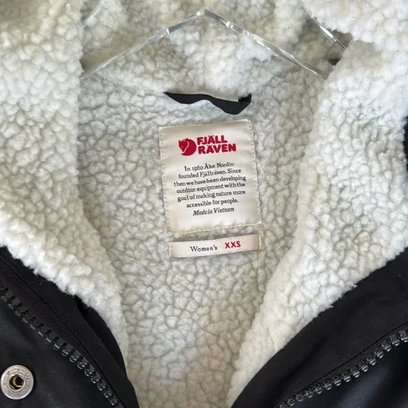 Fjallraven Greenland Winter Parka Women’s Size XXS Black - Picture 4 of 15